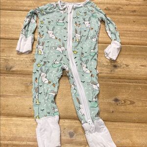 Bunny Print Baby Onesie - Green and White